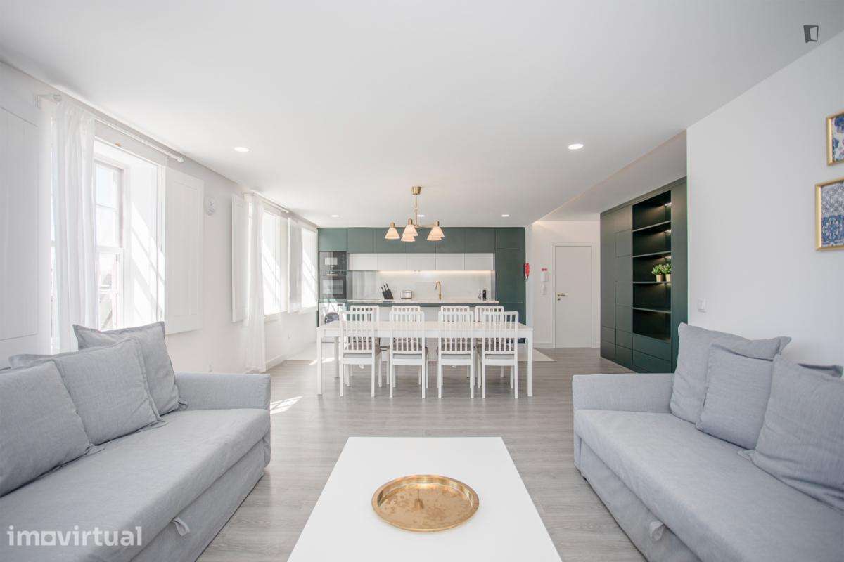 Apartamento com 3 quartos - localizado em São Nicolau Porto - Grande imagem: 4/32