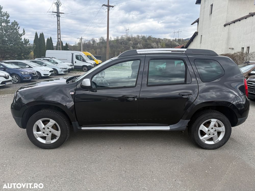 Dacia Duster 1.6 16V 4x4 Prestige - 10