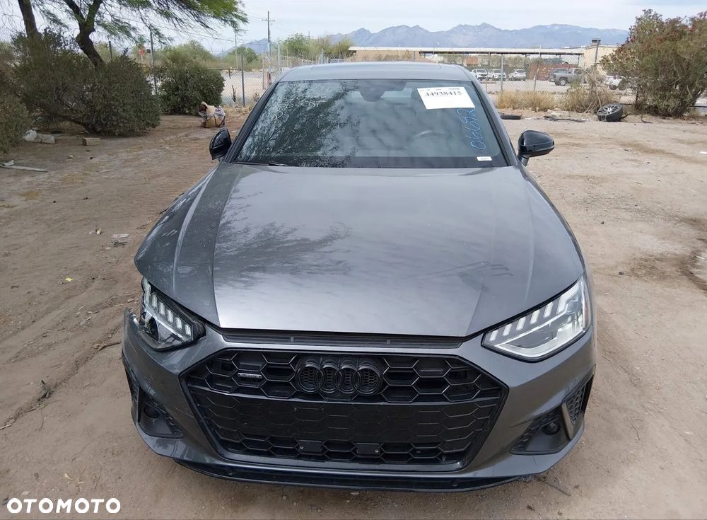 Audi A4 Limousine - 9