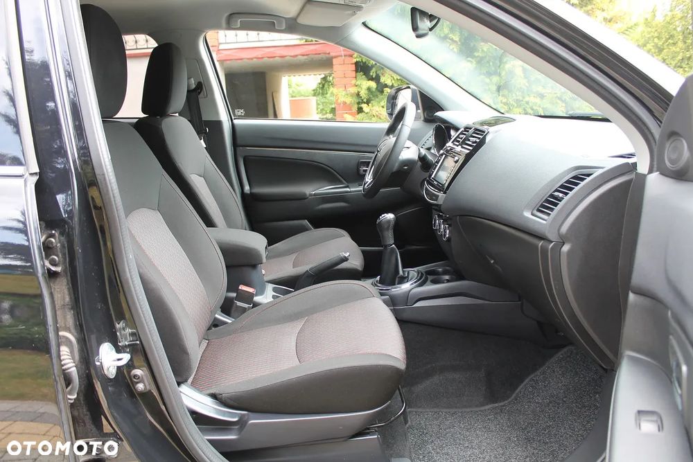 Mitsubishi ASX 1.6 2WD Edition 100 - 23