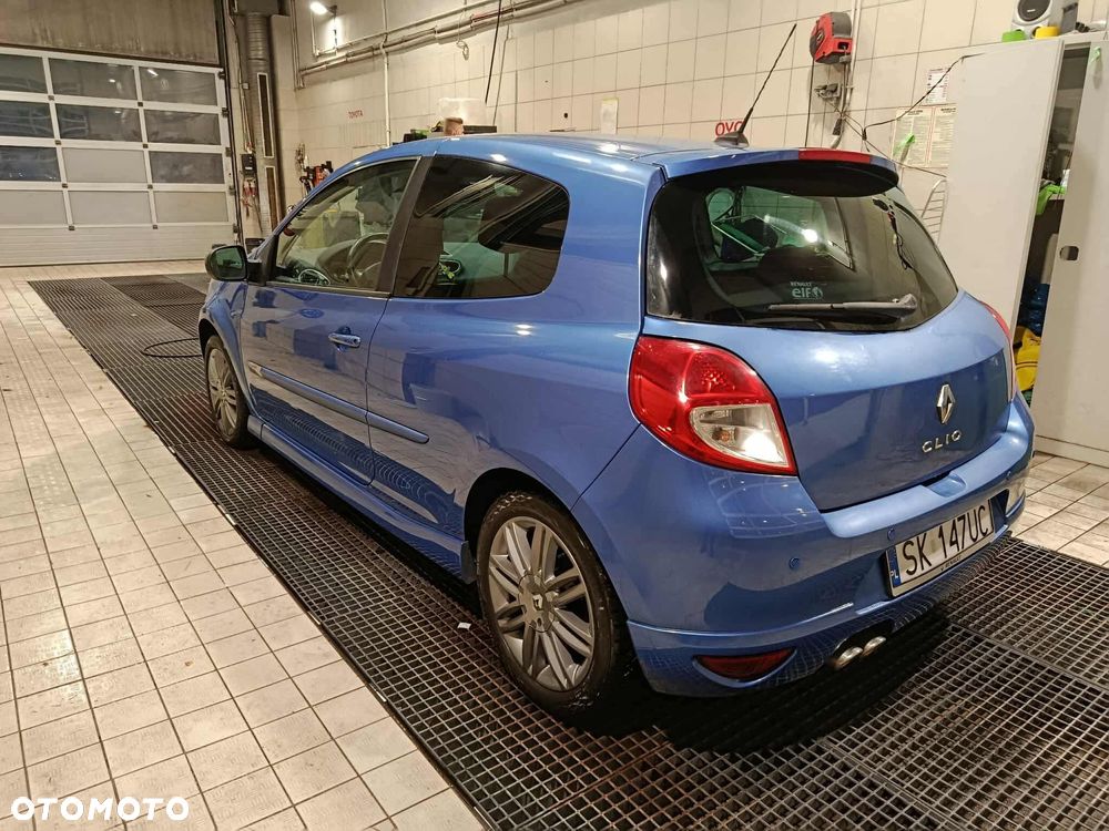Renault Clio 1.6 16V GT - 4