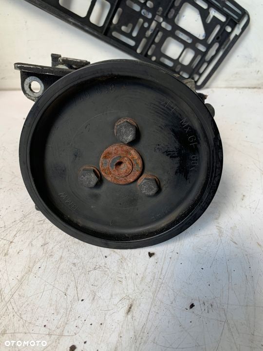 POMPA WSPOMAGANIA KOŁO PASOWE LF30 BMW E39 M54 M52 - 1