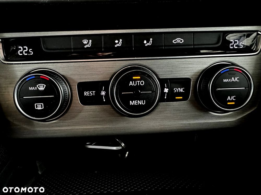 Volkswagen Passat 1.5 TSI EVO Business - 18
