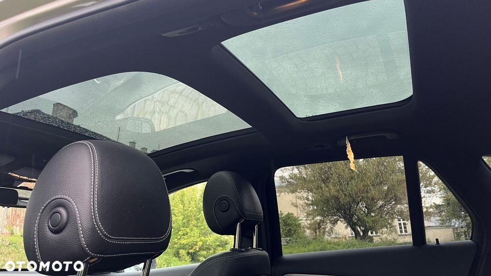 Mercedes-Benz GLC 300 4Matic 9G-TRONIC Exclusive - 12