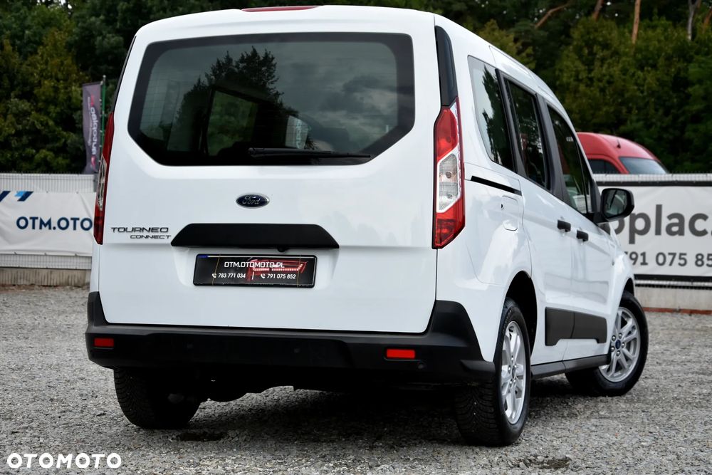 Ford Tourneo Connect 1.5 EcoBlue Start-Stop Titanium - 14