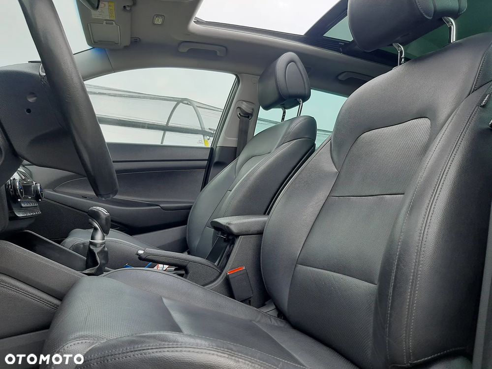 Hyundai Tucson blue 1.7 CRDi 2WD Intro Edition - 15