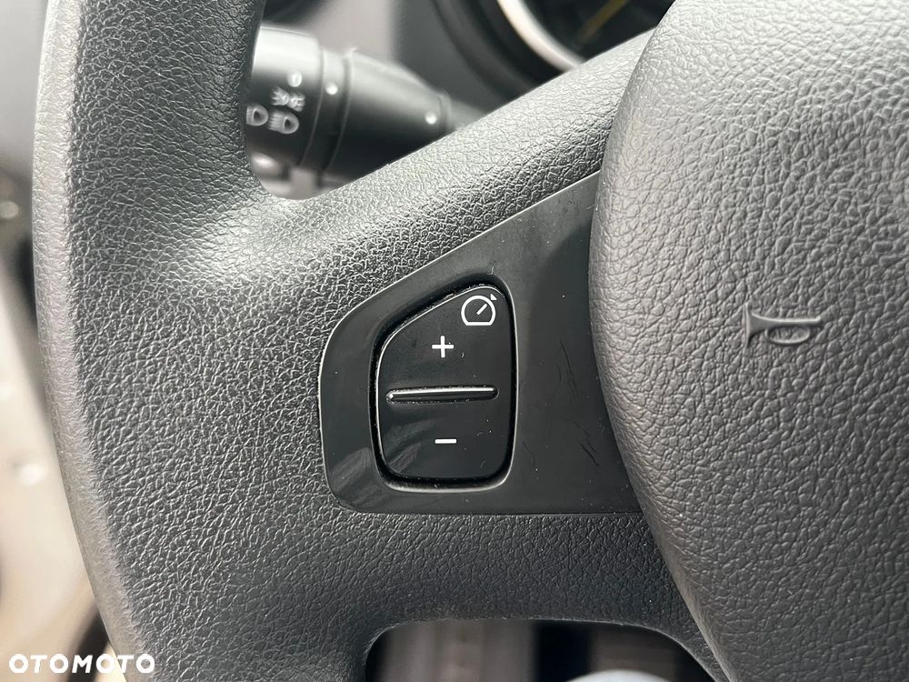 Opel Vivaro L2H1 2,9t Edition - 18