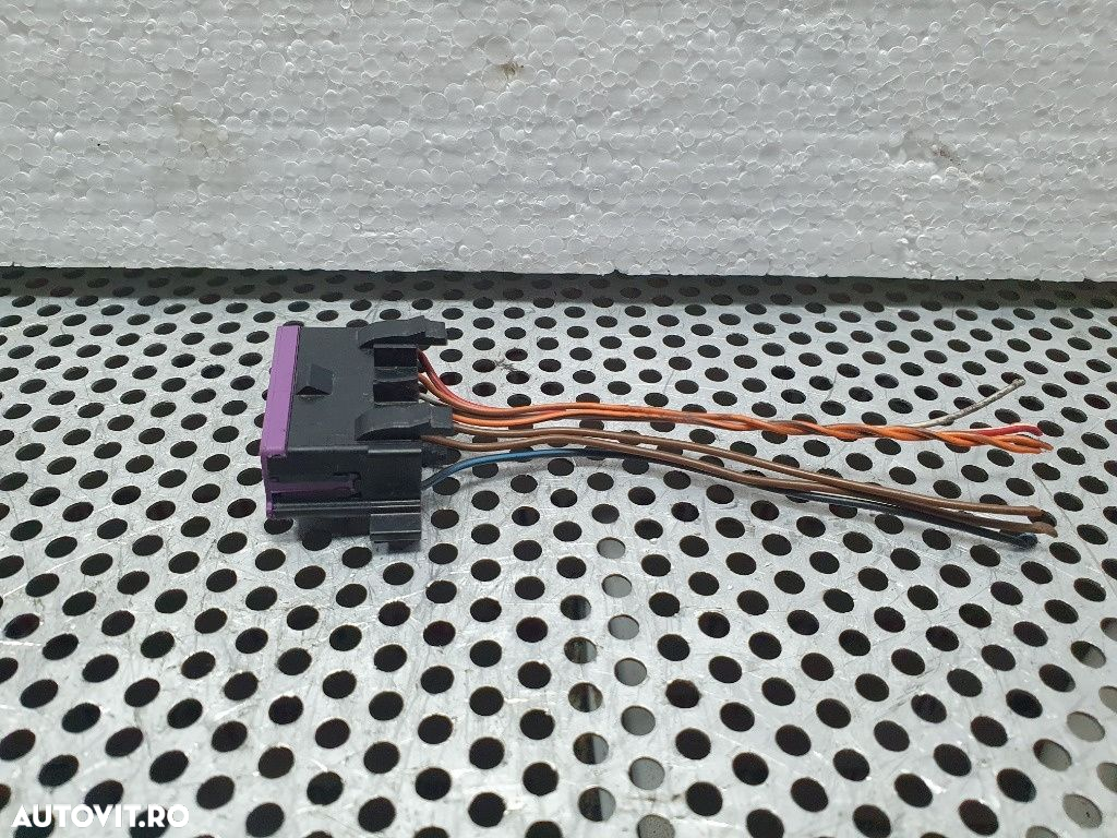 Conector mufa diagnoza  SKODA OCTAVIA 1Z3 2004 - 2013 1.9 TDI BJB, BKC, BLS, BXE 3A0972695 - 4