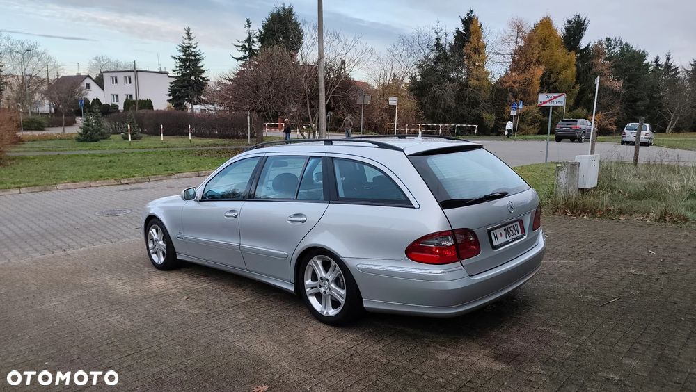 Mercedes-Benz Klasa E 320 CDI Avantgarde - 24
