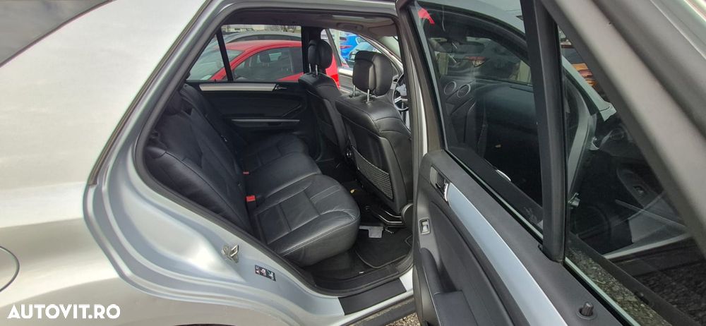 Mercedes-Benz ML - 9