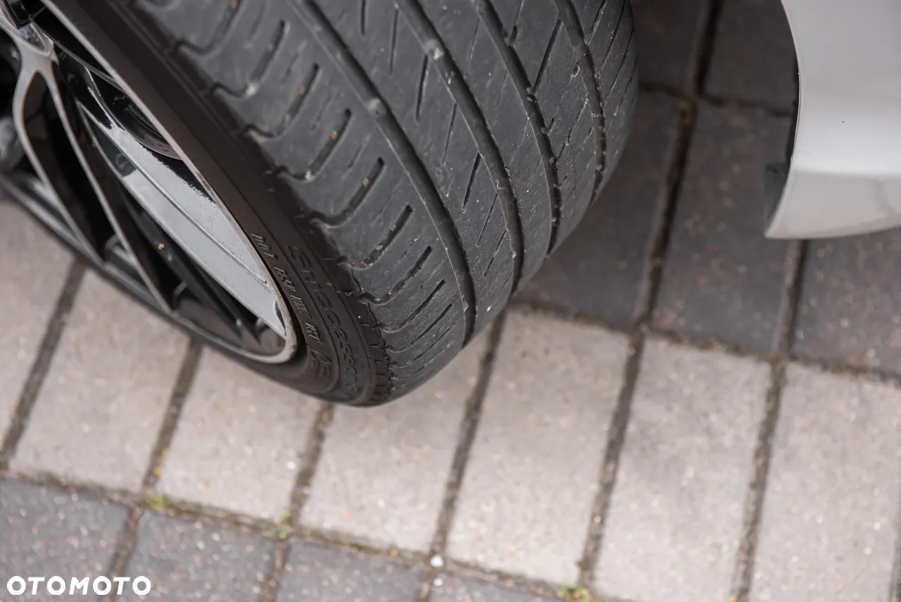 BMW Seria 1 116d Sport Line Shadow - 33