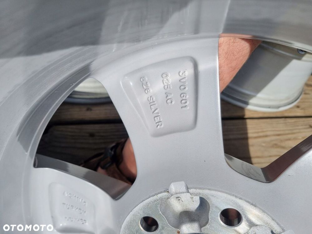 SKODA SUPERB III,VW GOLF 7,TOURAN,SEAT,AUDI alu 6,5x16ET41 5X112 super stan - 12