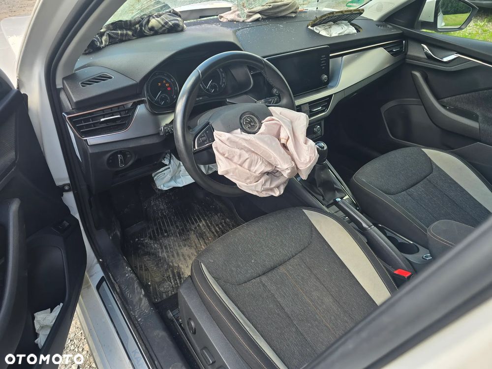 Skoda Kamiq 1.0 TSI Drive - 9