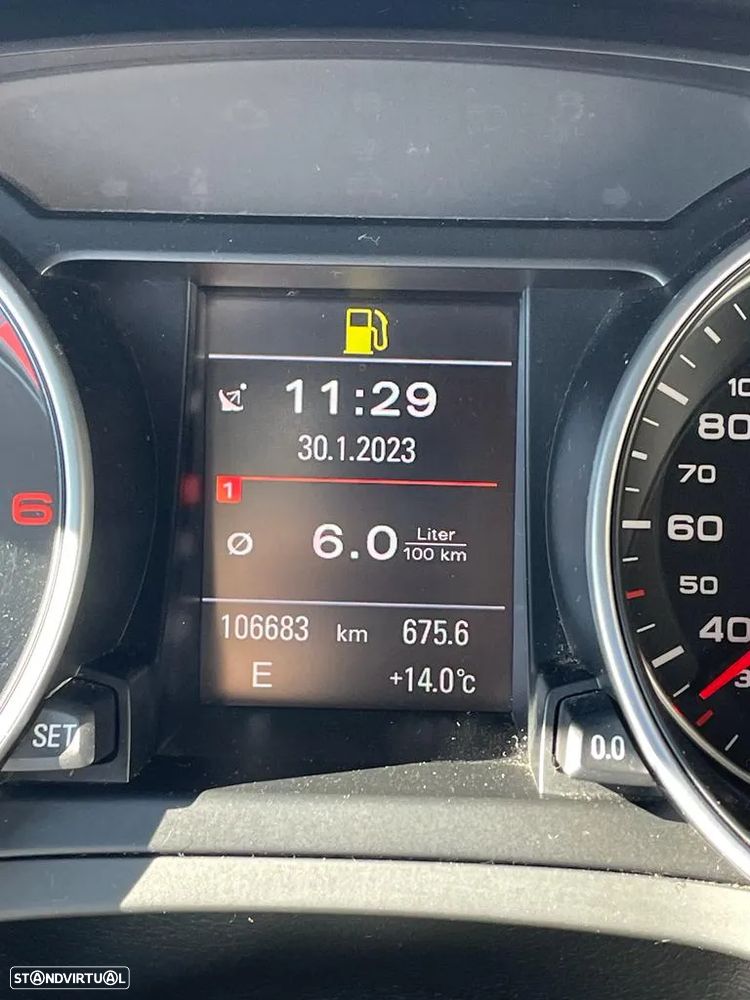 Audi A5 Cabrio 2.0 TDi Multitronic S-line - 32