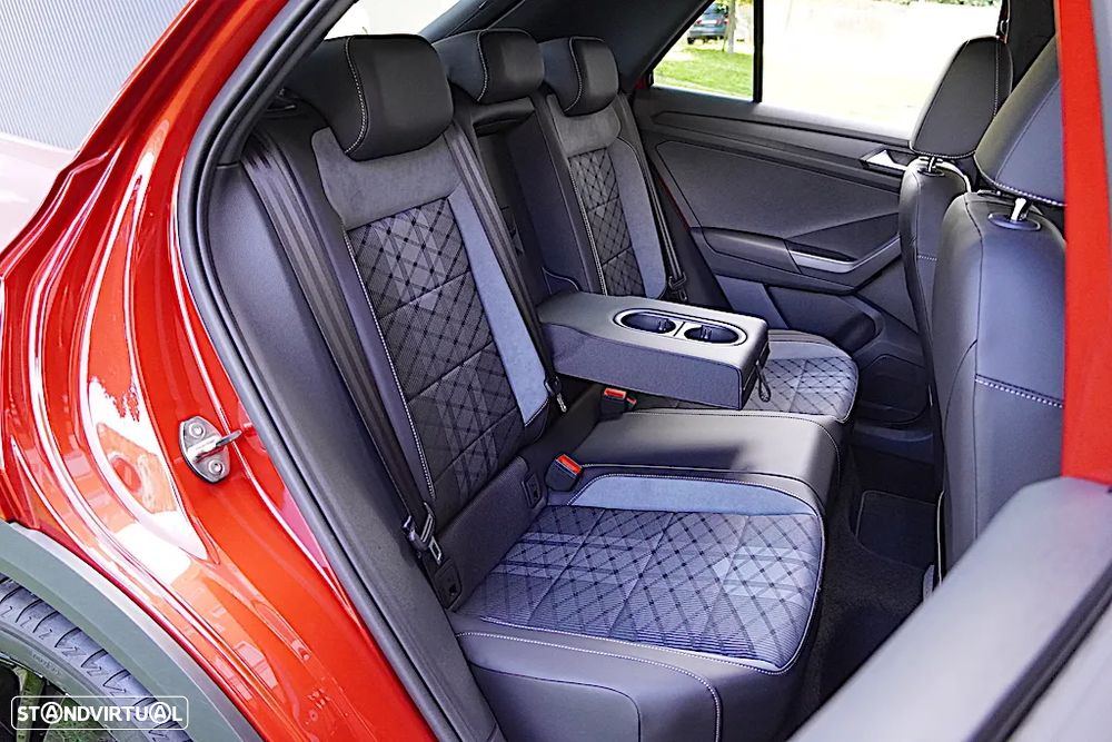 VW T-Roc 2.0 TDI R-Line DSG - 23