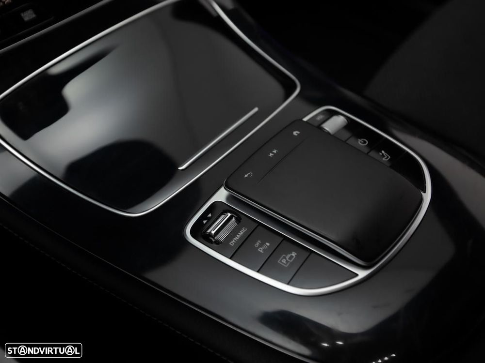 Mercedes-Benz E 300 de 4Matic 9G-TRONIC - 24