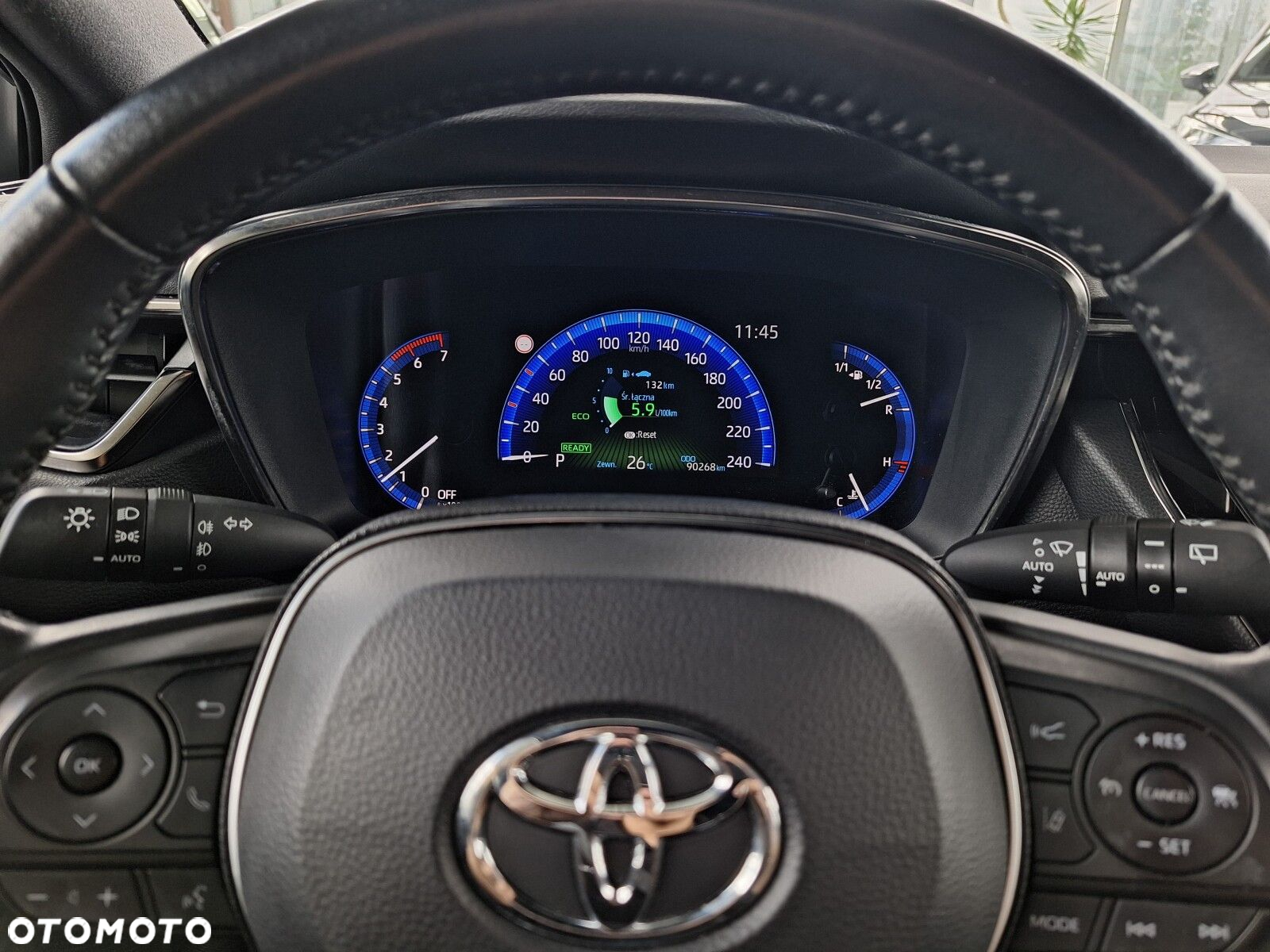 Toyota Corolla 1.8 Hybrid Comfort - 22