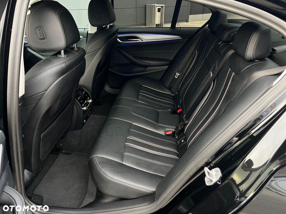 BMW Seria 5 520d Efficient Dynamics Edition Sport Line - 40