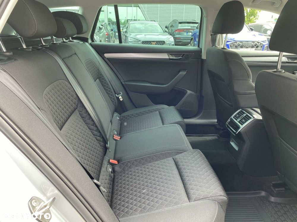 Skoda Superb 1.5 TSI Ambition DSG - 17