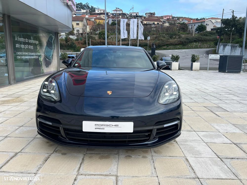Porsche Panamera 4 E-Hybrid - 9