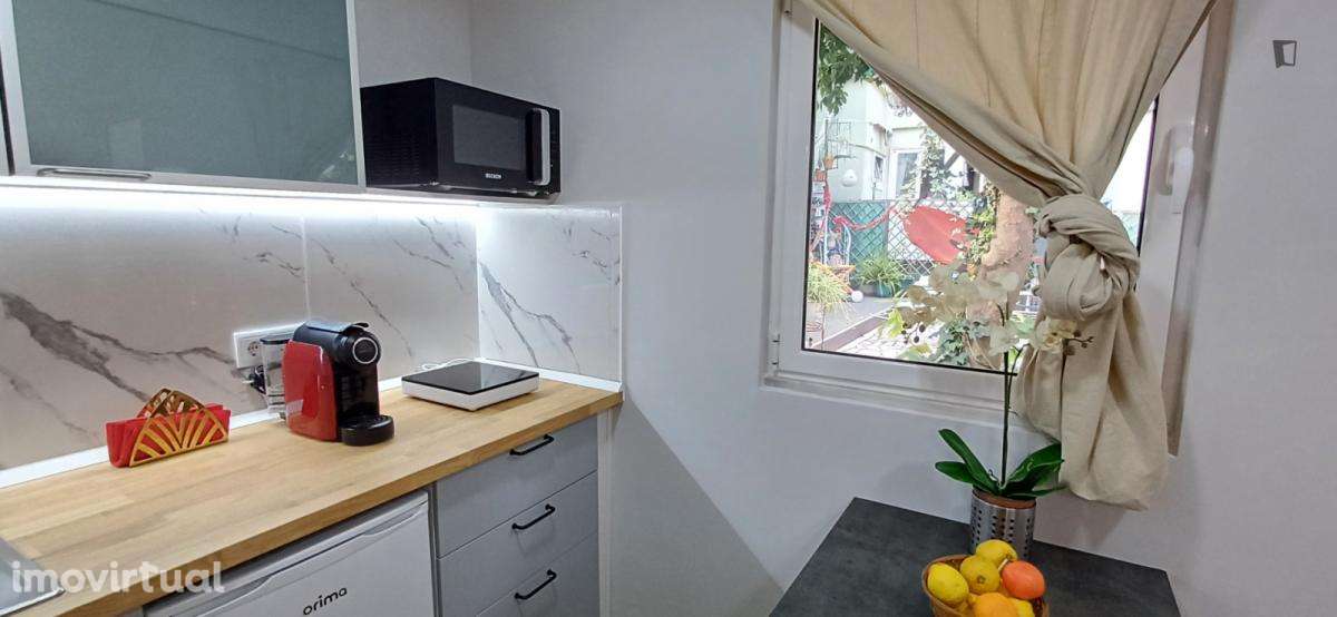 Estúdio - localizado em Arroios Lisbon - Grande imagem: 3/19