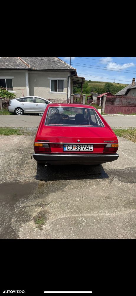 Volkswagen Passat - 8