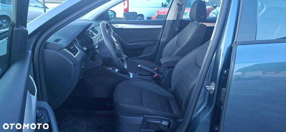 Skoda Octavia 2.0 TDI Tour - 18