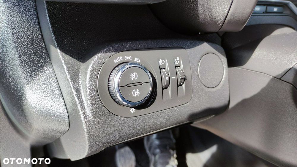 Opel Combo - 32