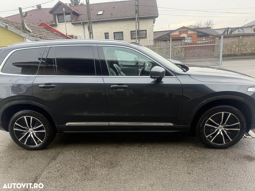 Volvo XC 90 T8 eAWD R-Design - 4
