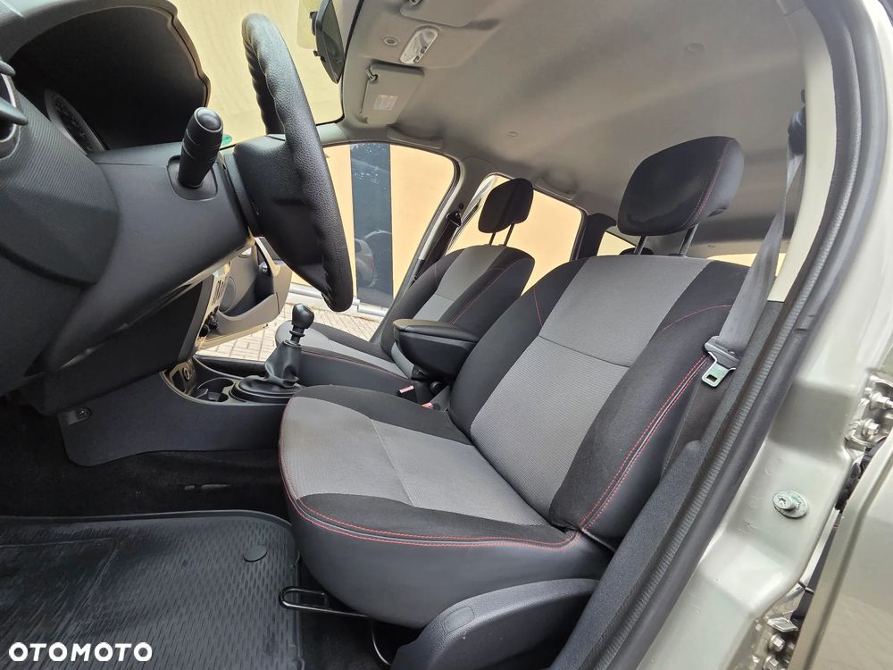 Dacia Duster 1.5 dCi Laureate - 35