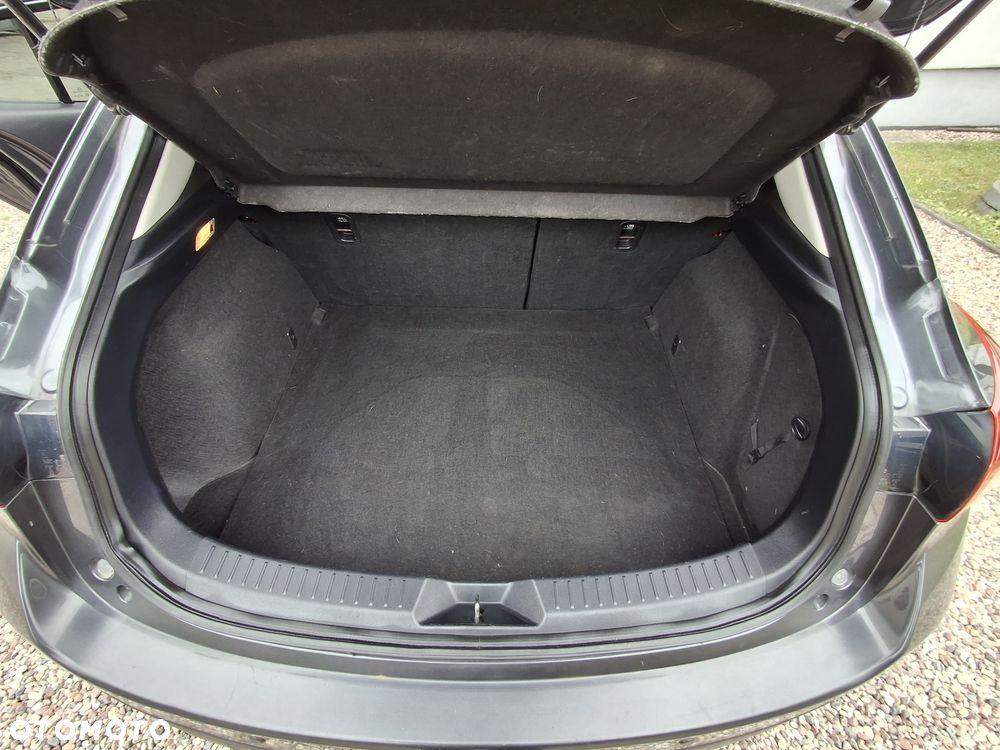 Mazda 3 - 9