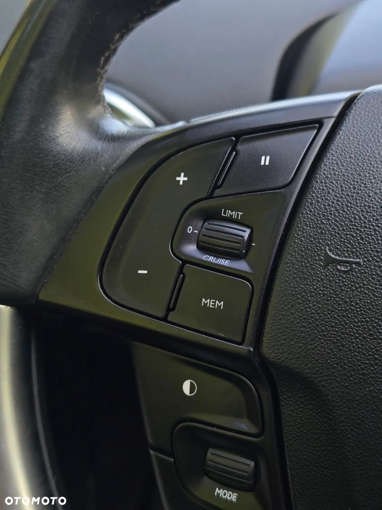 Citroën C4 Picasso 2.0 HDi Exclusive Black Top - 33
