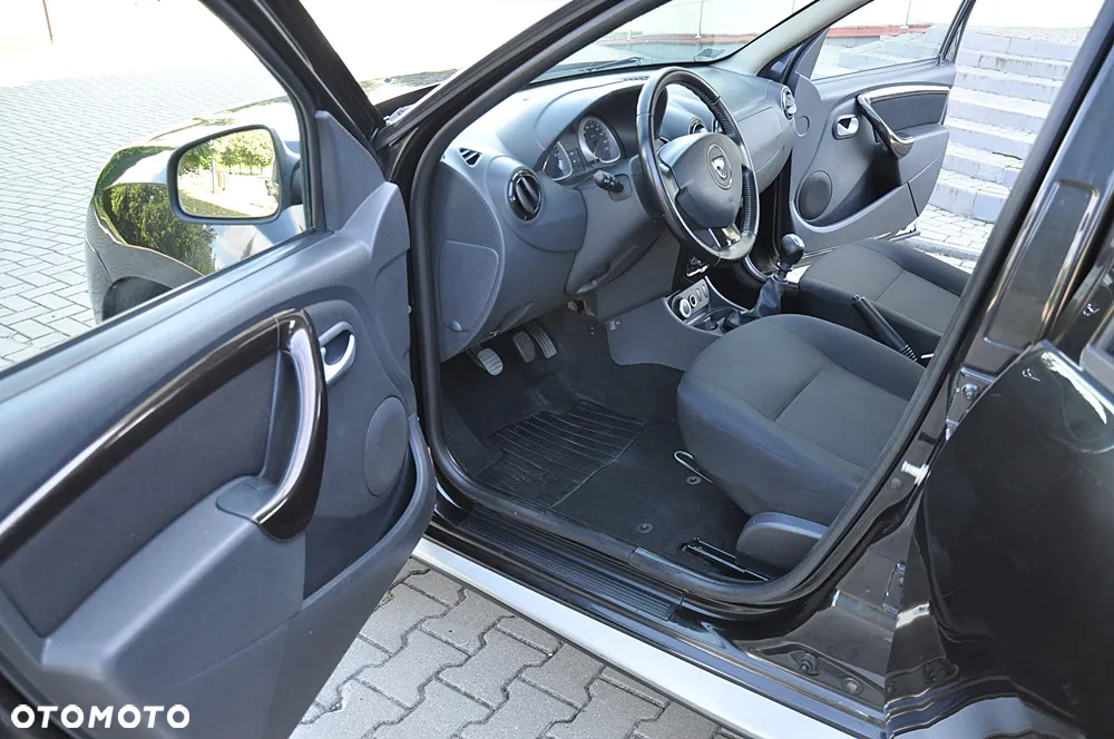Dacia Duster 1.6 Ambiance 4x4 - 16