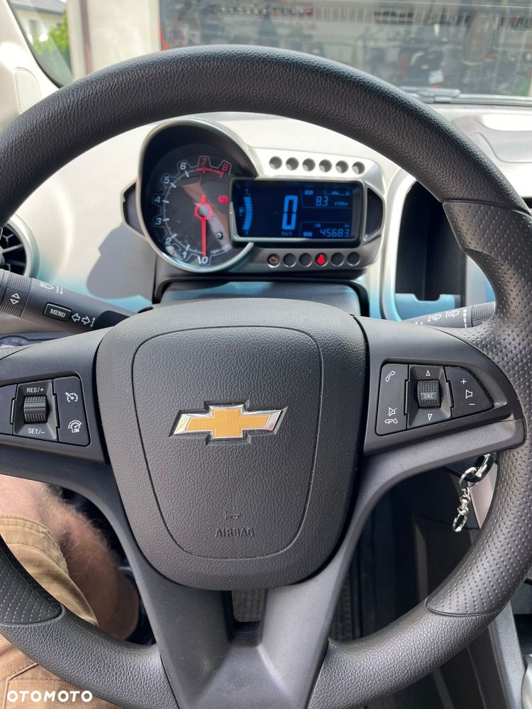 Chevrolet Aveo - 2