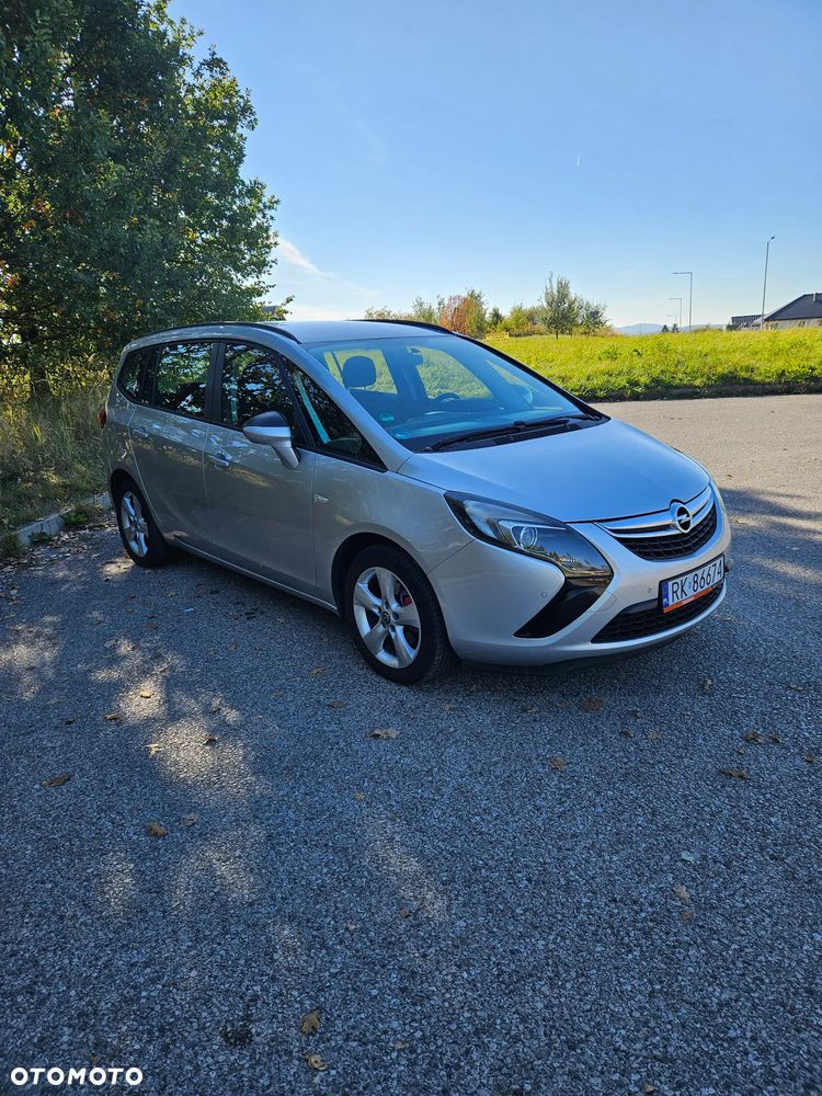 Opel Zafira - 10