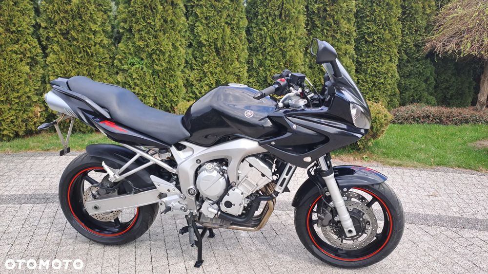 Yamaha FZ - 34