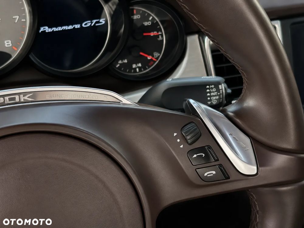 Porsche Panamera GTS - 18