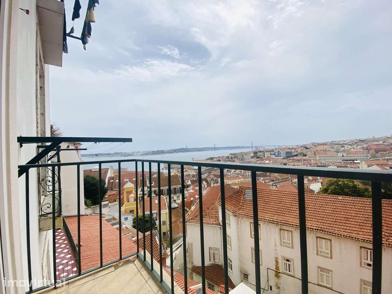 Apartamento T2 com vista, Castelo, Lisboa - Grande imagem: 2/48