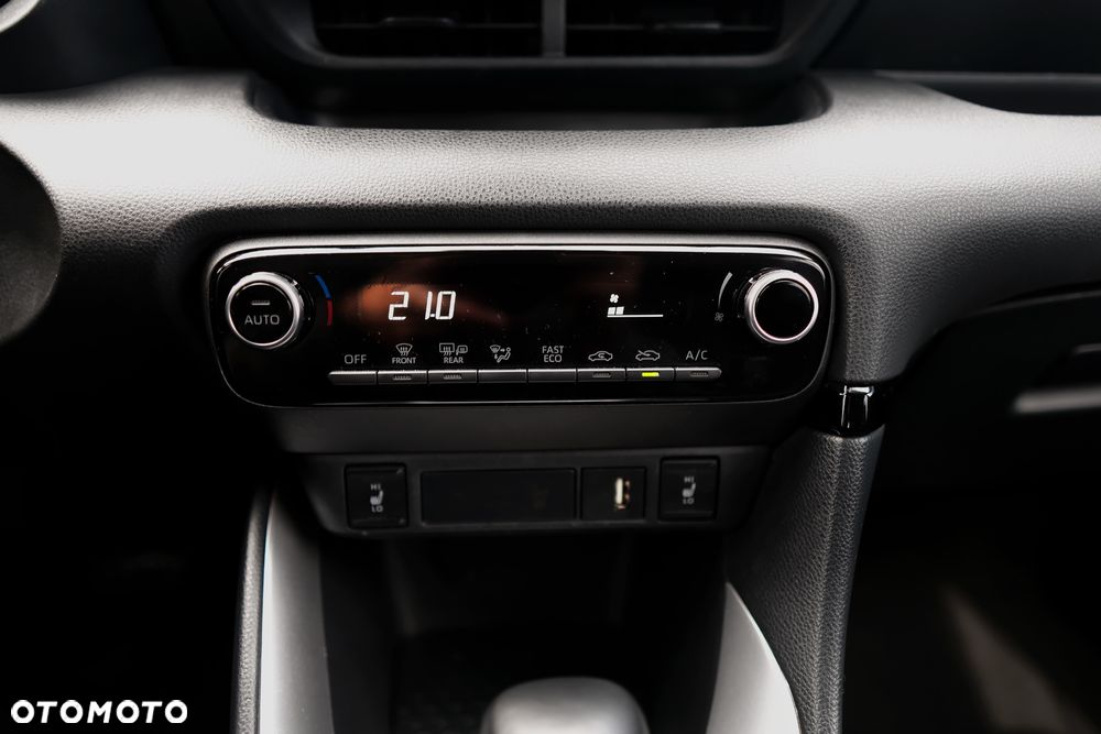 Toyota Yaris Hybrid 1.5 Comfort - 31