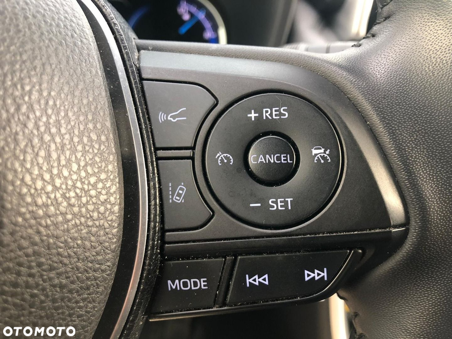 Toyota RAV4 - 26