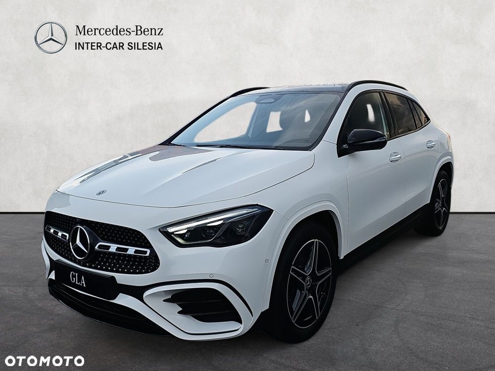 Mercedes-Benz GLA - 1