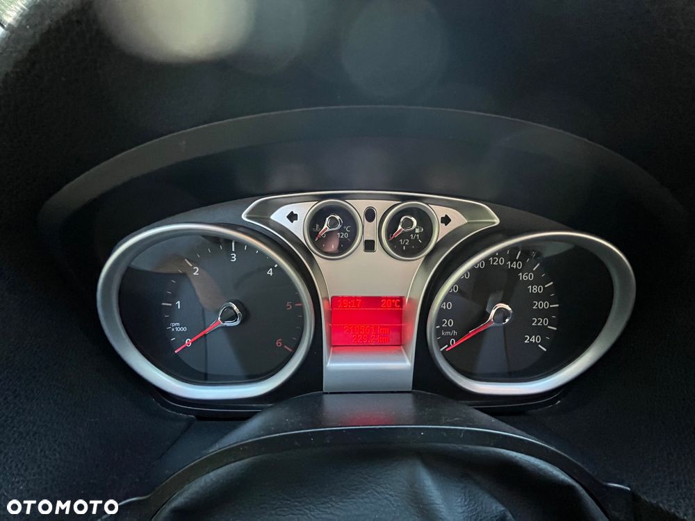 Ford Kuga 2.0 TDCi 4x4 Titanium - 7