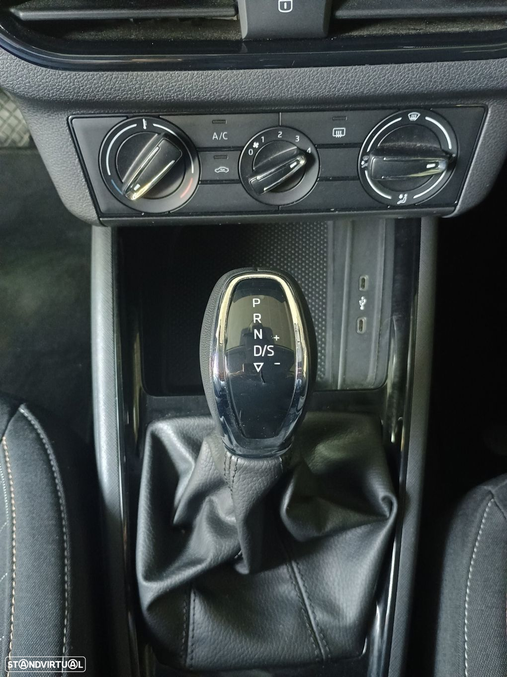 Skoda Kamiq 1.0 TSI Ambition DSG - 21