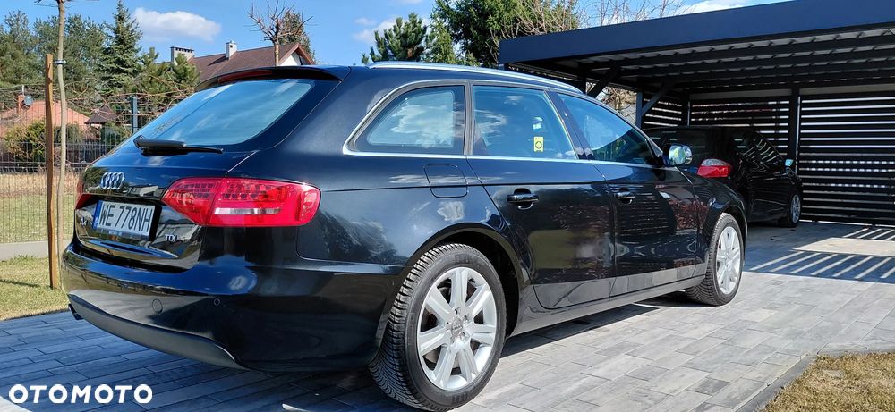 Audi A4 Avant 2.0 TDI - 8