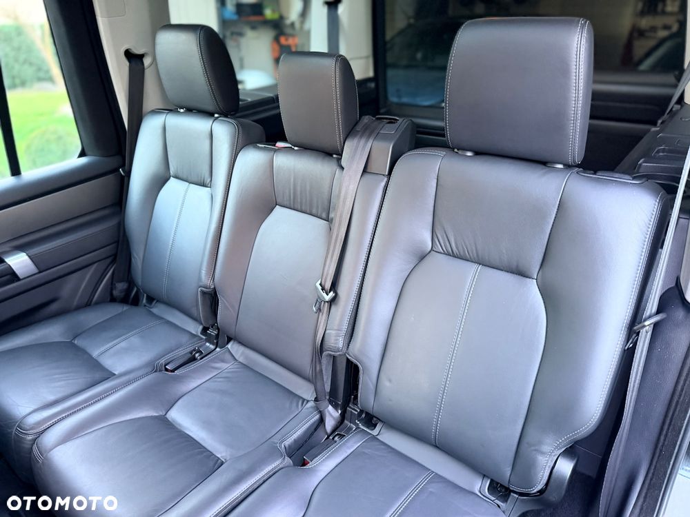 Land Rover Discovery 3.0SD V6 SE - 30