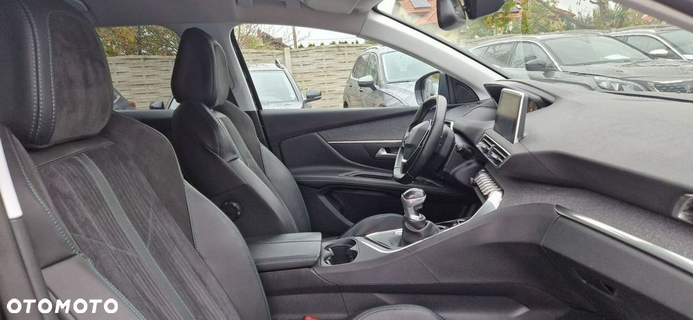 Peugeot 3008 - 31