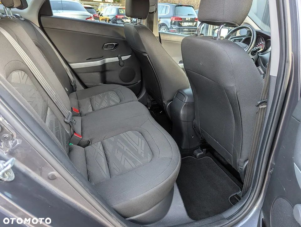 Kia Ceed 1.4 CRDi 90 Edition 7 - 21
