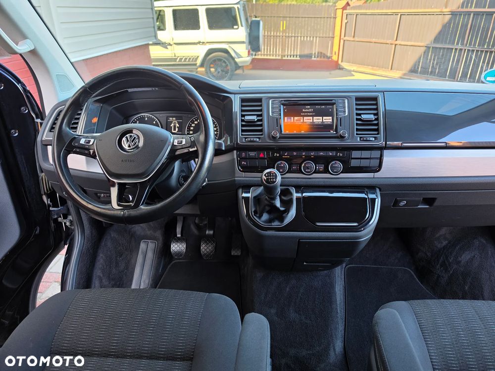 Volkswagen Multivan 2.0 TDI L1 Comfortline - 22