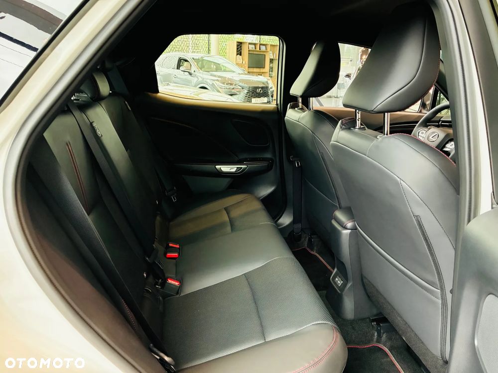 Lexus LBX 1.5 Hybrid Elegant - 14