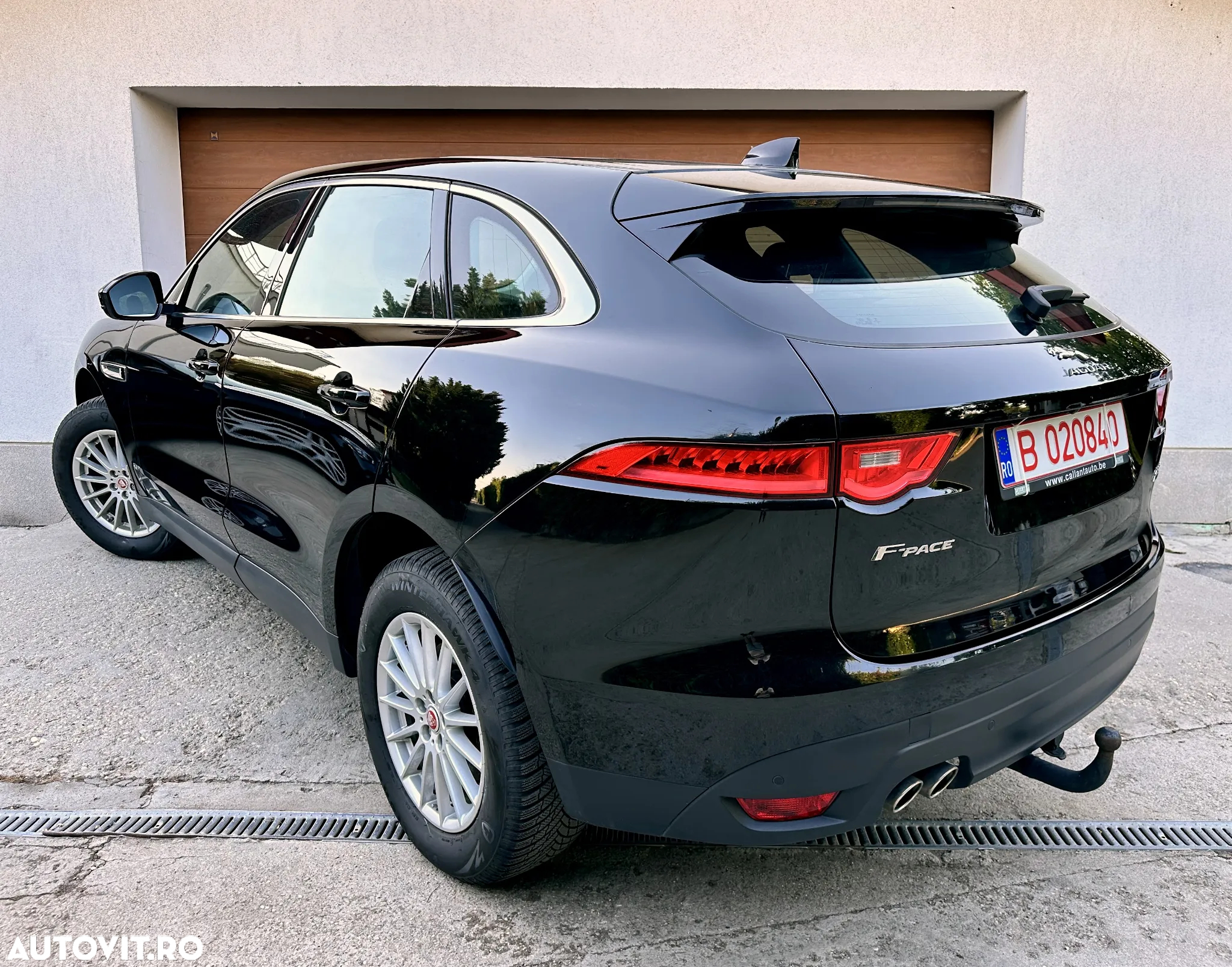 Jaguar F-Pace 20d AWD Aut. Prestige - 4